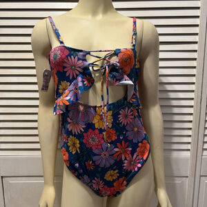 Hurley Swimsuit, Size 324, Blue Floral for women